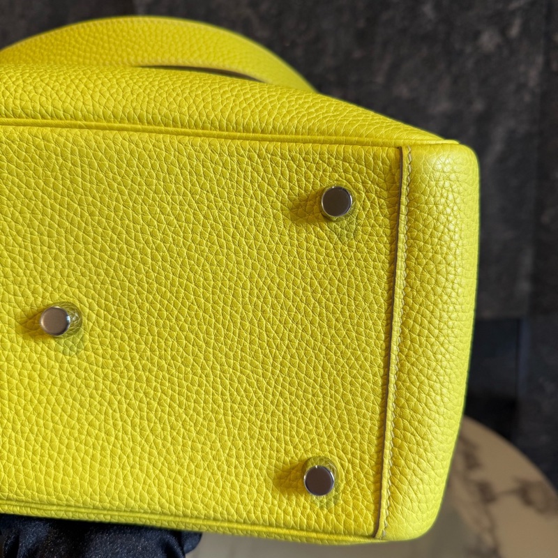 99新閒置Hermes 愛馬仕 9R檸檬黃 Lindy26 TC皮 銀扣 -12