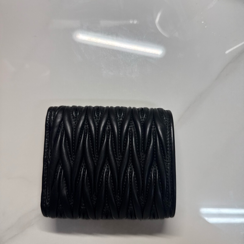 Miumiu matelasse black-6