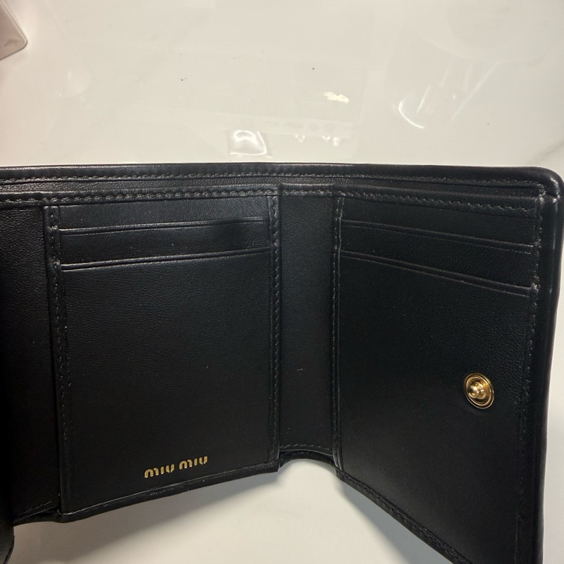 Miumiu matelasse black-11