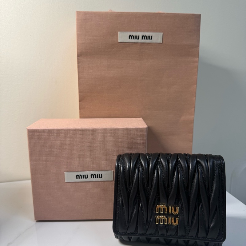 Miumiu matelasse black-15