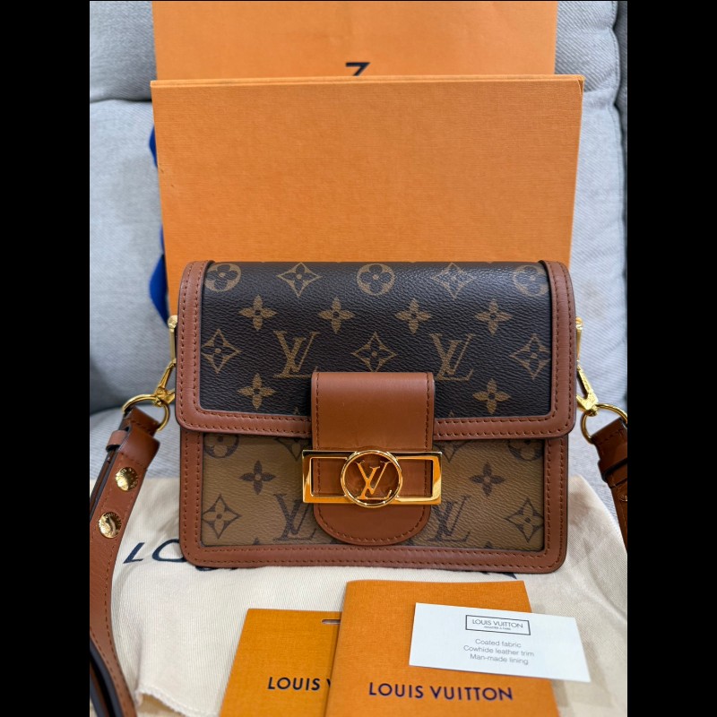 Lv雙色原花Mini dauphine 肩斜背包-1