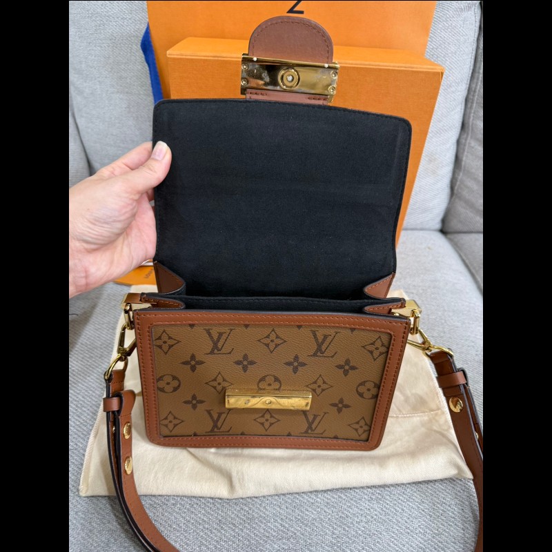 Lv雙色原花Mini dauphine 肩斜背包-3