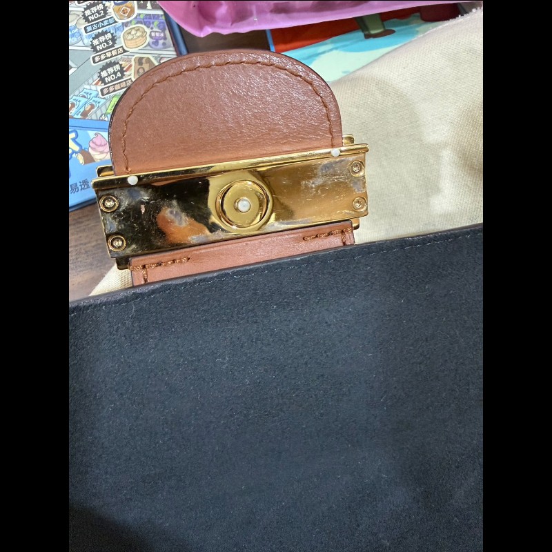 Lv雙色原花Mini dauphine 肩斜背包-26