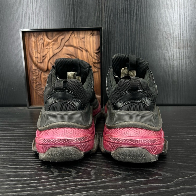 Balenciaga巴黎世家 triples 黑粉氣墊 37碼-2