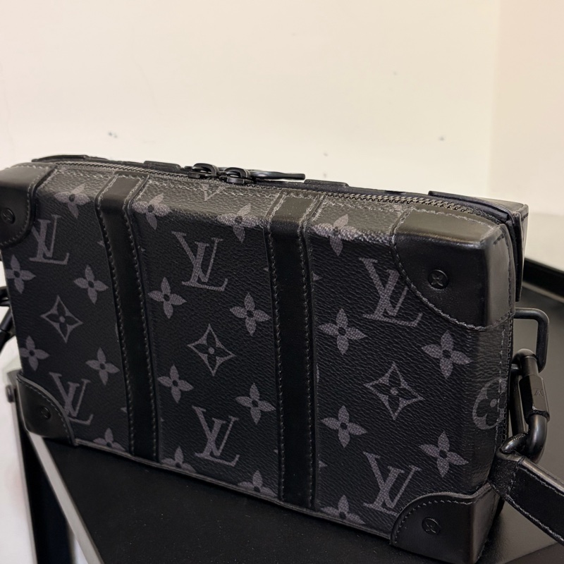 LV TRUNK斜背包 二手割愛-0