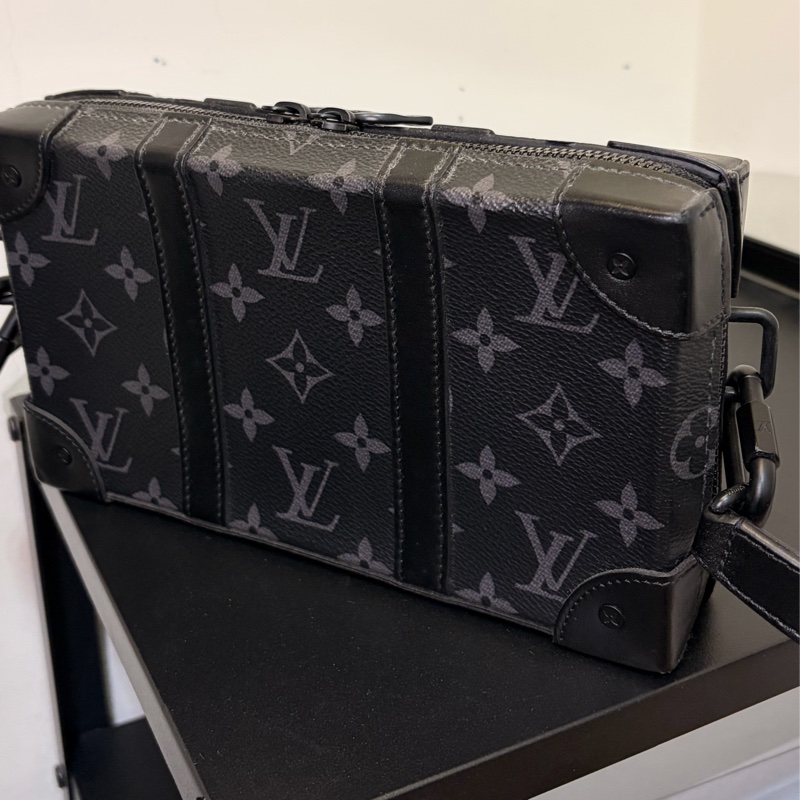 LV TRUNK斜背包 二手割愛-9