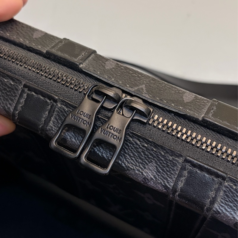 LV TRUNK斜背包 二手割愛-11