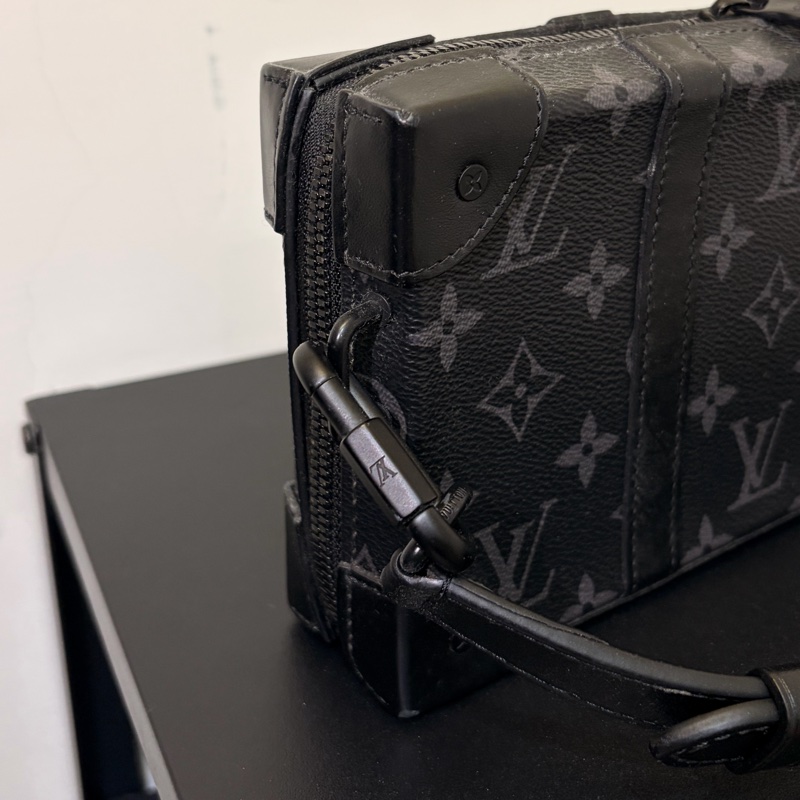 LV TRUNK斜背包 二手割愛-14