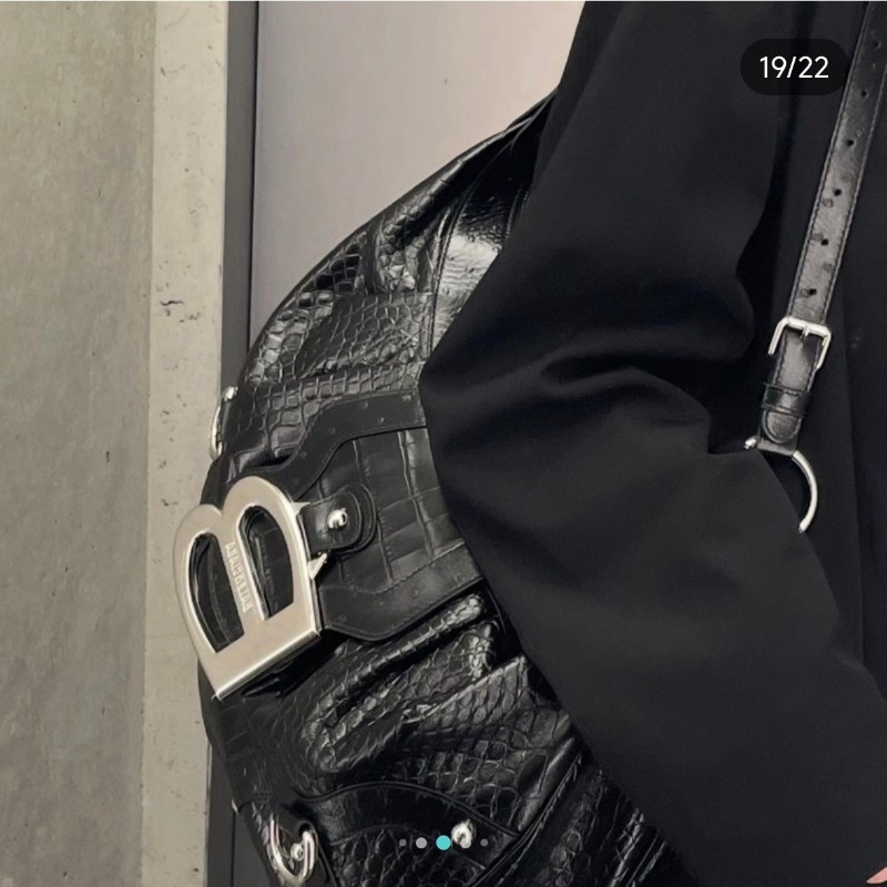 Balenciaga Essex Hobo Bag-0