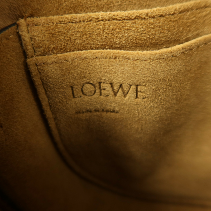LOEWE 牛皮皮革Mini Gate金扣肩背袋-5