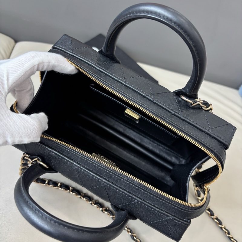 【近新閒置品】香奈兒 Chanel 22B黑金化妝盒子包芯片款手提斜挎側背包鏈條包-7