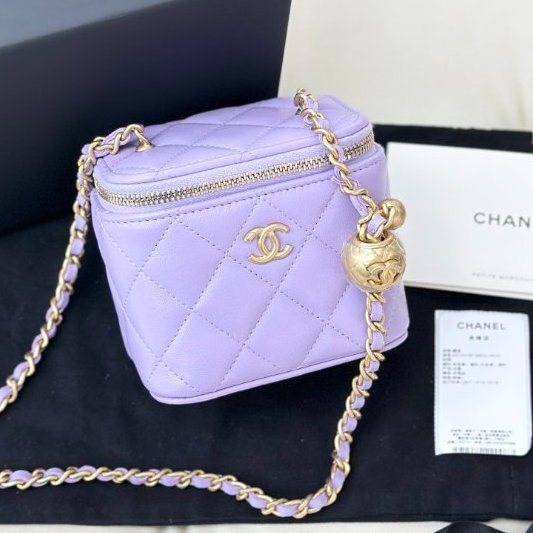 全新品 香奈兒/Chanel 淡紫色/薰衣草紫 羊皮金扣金球鏈條包-0