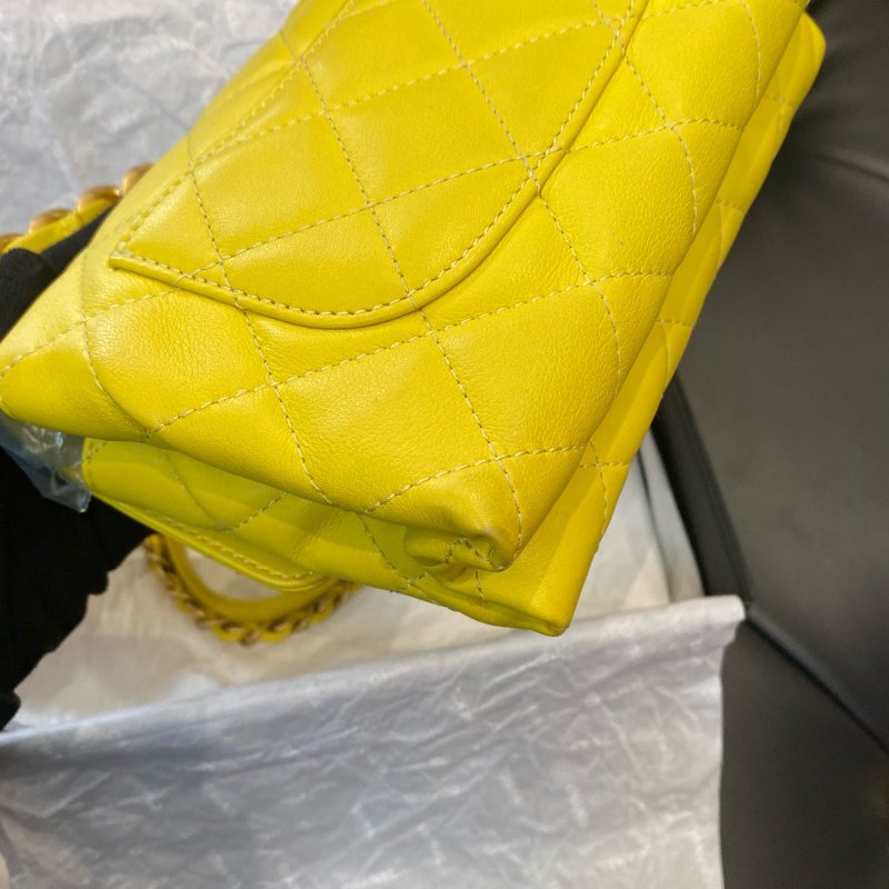香奈兒/Chanel 黃色小牛皮金珠口蓋包鏈條包-5