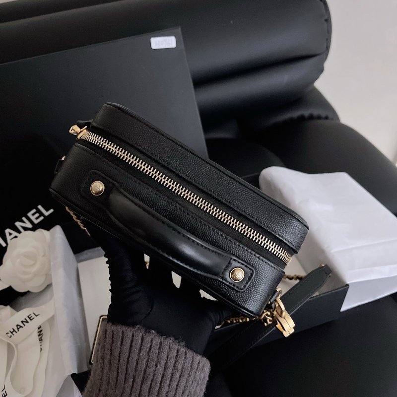 近新品 香奈兒/Chanel 黑金小號相機包 牛皮荔枝皮魚子醬-4