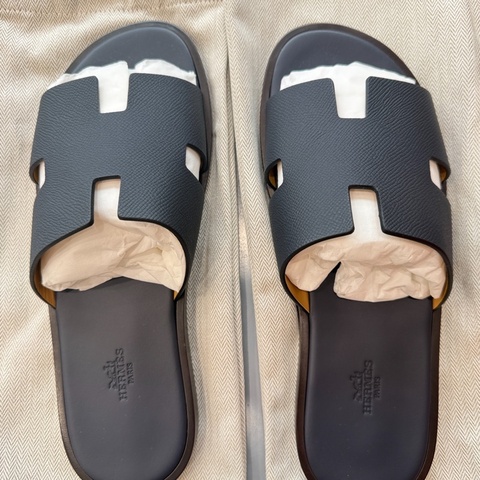 Hermès愛馬仕拖鞋 黑色Izmir款，經典H，意大利製造，真皮|||鞋面鞋底，帶原盒+塵代43碼