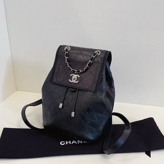 近新品 香奈兒/Chanel 黑銀油蠟皮菱格雙肩包-2