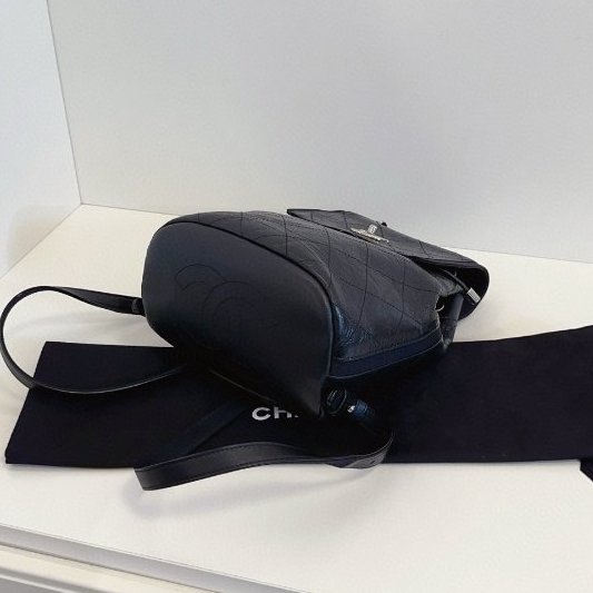 近新品 香奈兒/Chanel 黑銀油蠟皮菱格雙肩包-8