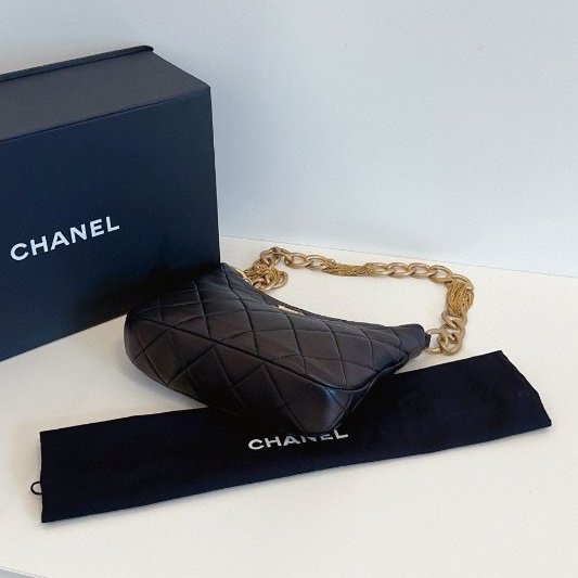 閒置新 香奈兒/Chanel 黑金流蘇瀑佈鏈條Hobo 芯片款-4