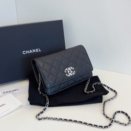 閒置新 香奈兒/Chanel 黑銀魚子醬Woc鏈條包 芯片款-2