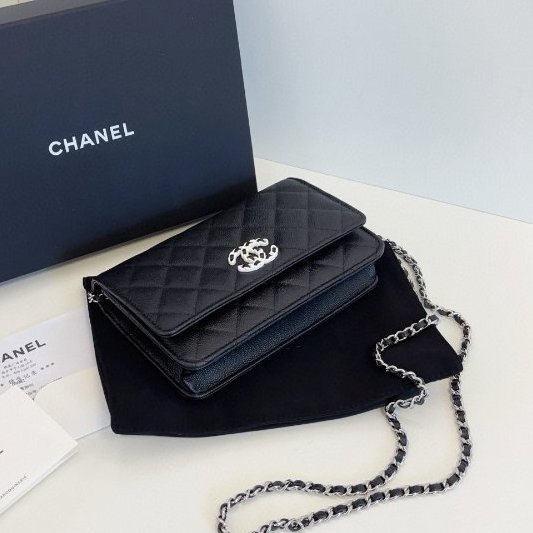 閒置新 香奈兒/Chanel 黑銀魚子醬Woc鏈條包 芯片款-5