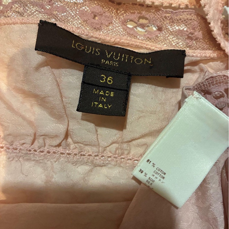 《新歡舊愛》正品LV路易威玫瑰粉絲質logo背心36/XS非常小號-4