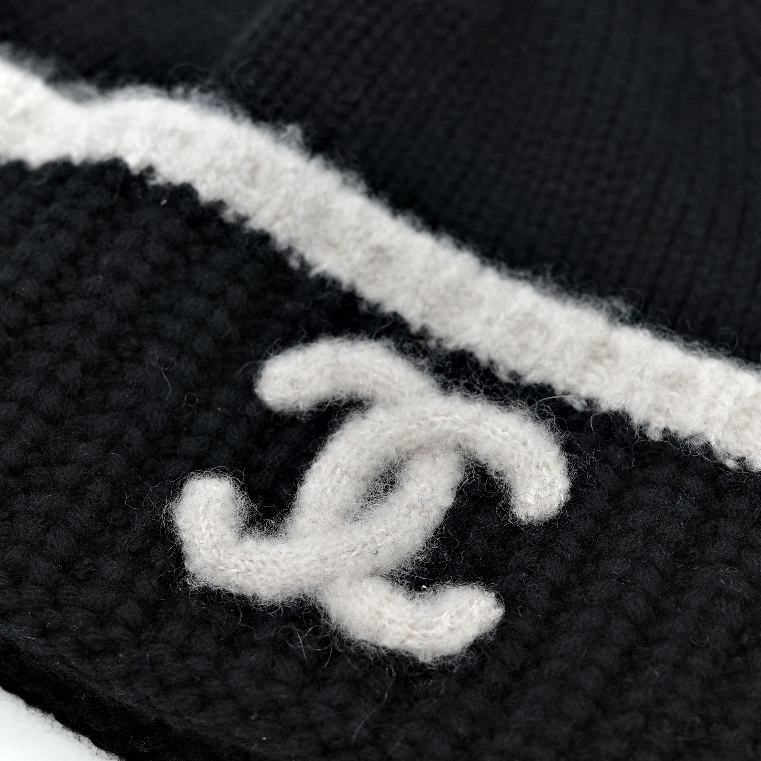 Chanel 香奈兒 黑色 羊毛 白色 Logo 毛帽-3