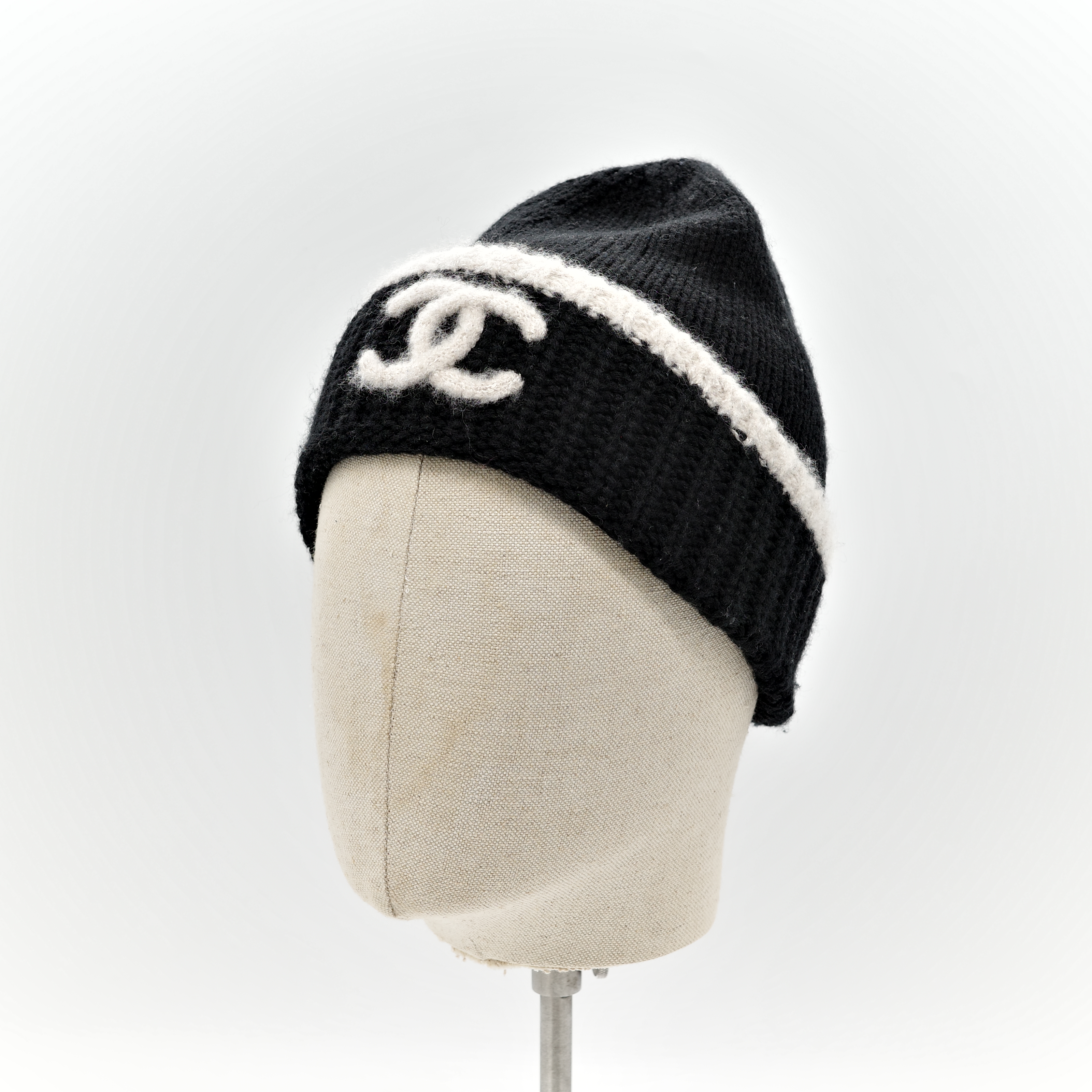 Chanel 香奈兒 黑色 羊毛 白色 Logo 毛帽-5