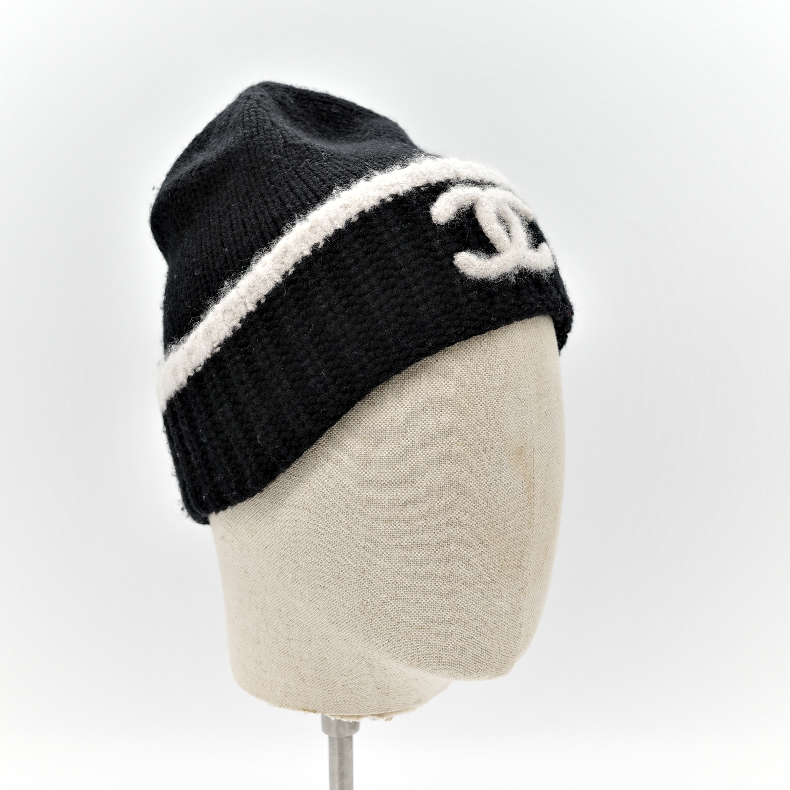 Chanel 香奈兒 黑色 羊毛 白色 Logo 毛帽-6