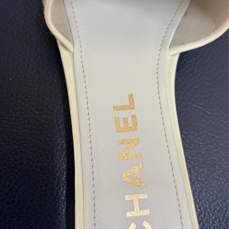 Chanel彩色毛呢白底拖鞋-11