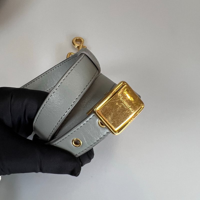 DIOR  灰皮革BOBBY中號 肩背包-9