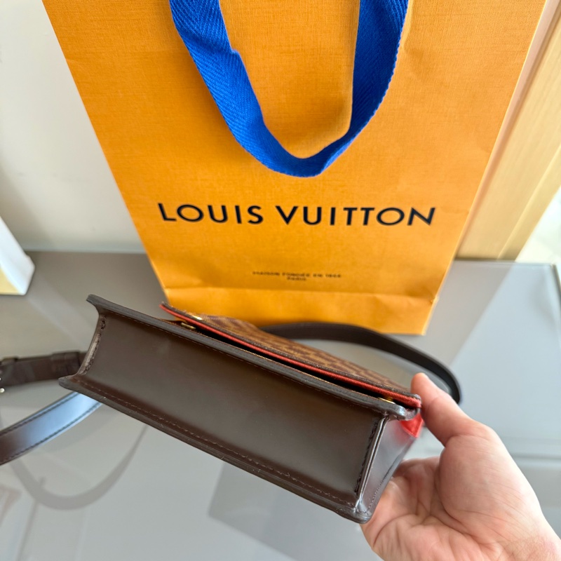 Louis Vuitton 👍🏻 Crossbody Bag, 100%Real保證正貨-1