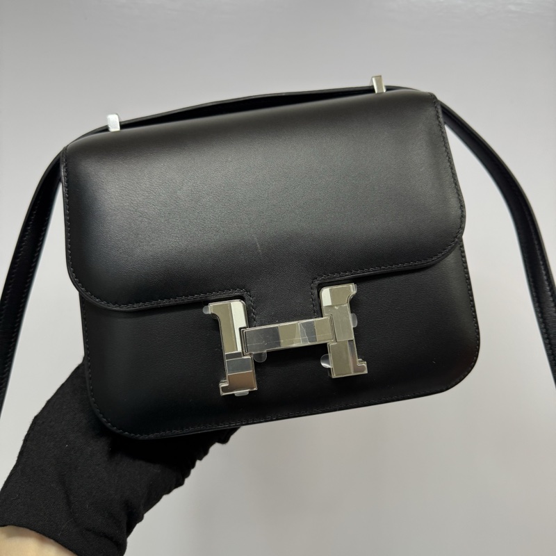 HERMES 愛馬仕 黑色CONSTANCE 18 MINI斜背包-0