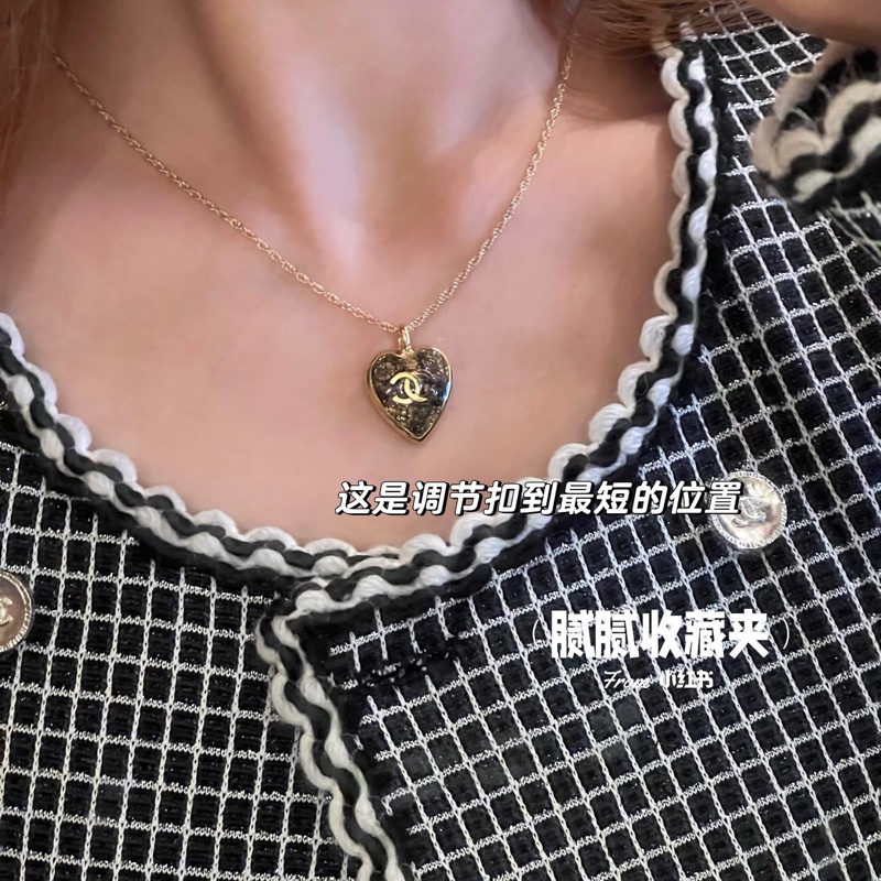 CHANEL 黑色蕾絲復古愛心項鍊-15
