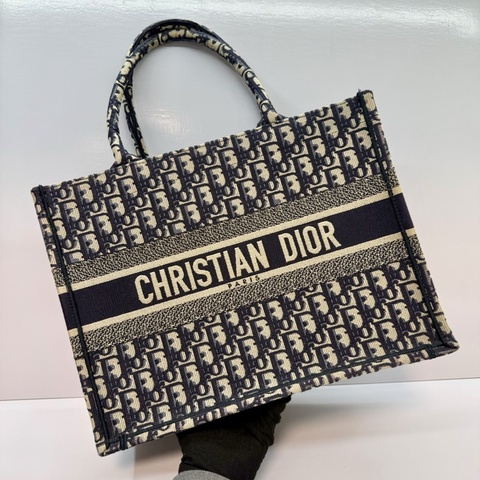 DIOR 迪奧 Book Tote Oblique 刺繡帆布中型托特包 50-MA-0199