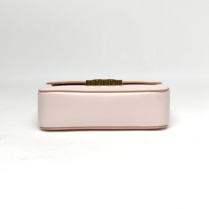CELINE Triomphe凱旋門金屬鎖扣Teen粉色牛皮金扣肩背包-4