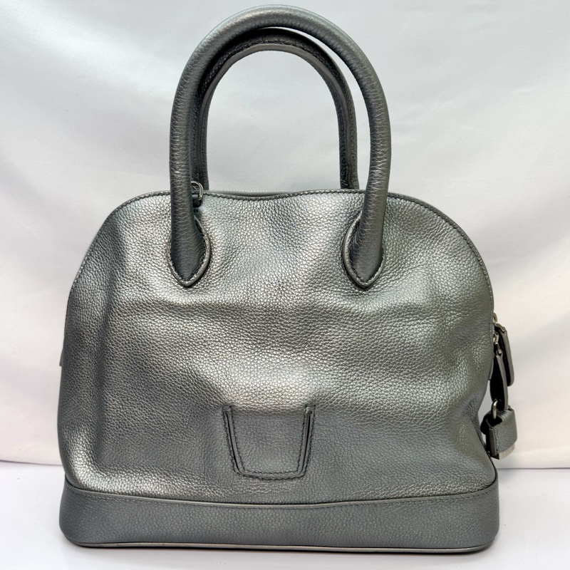 BALENCIAGA 巴黎世家 Ville 系列銀灰色顆粒小牛皮立體 B Logo 兩用保齡球包 PROJECTOR 672626-1