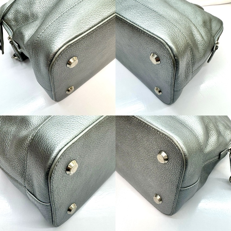 BALENCIAGA 巴黎世家 Ville 系列銀灰色顆粒小牛皮立體 B Logo 兩用保齡球包 PROJECTOR 672626-4