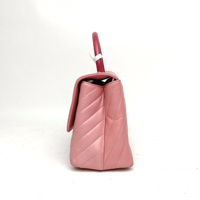 CHANEL CocoHandle中號粉色牛皮24開金扣V紋蜥蜴皮手柄肩背包-1