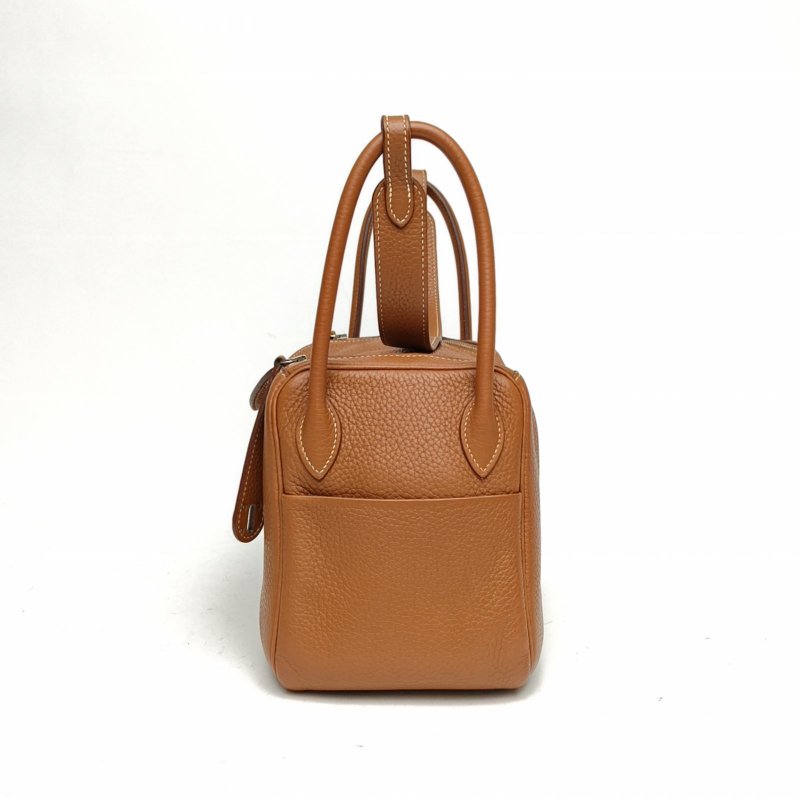 HERMES Lindy2637金棕色TC皮X刻銀扣肩背包-1