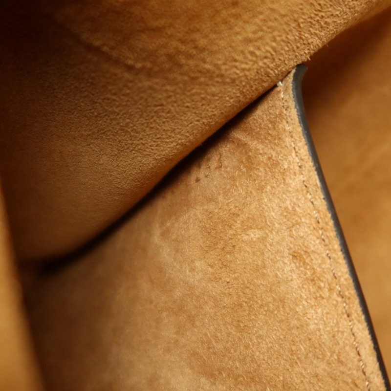 CELINE 牛皮皮革Small Cuir Triomphe Bucket金扣肩背袋-5