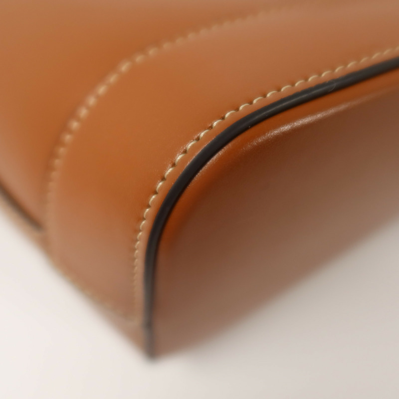 CELINE 牛皮皮革Small Cuir Triomphe Bucket金扣肩背袋-12