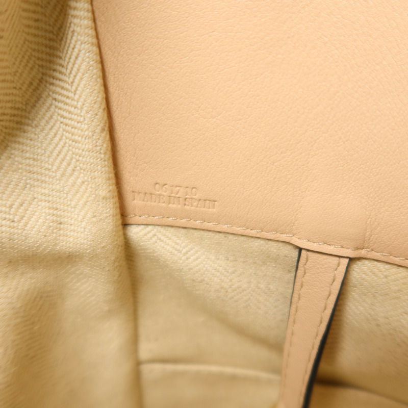 LOEWE 牛皮皮革Hammock Small金扣手挽肩背兩用袋-6
