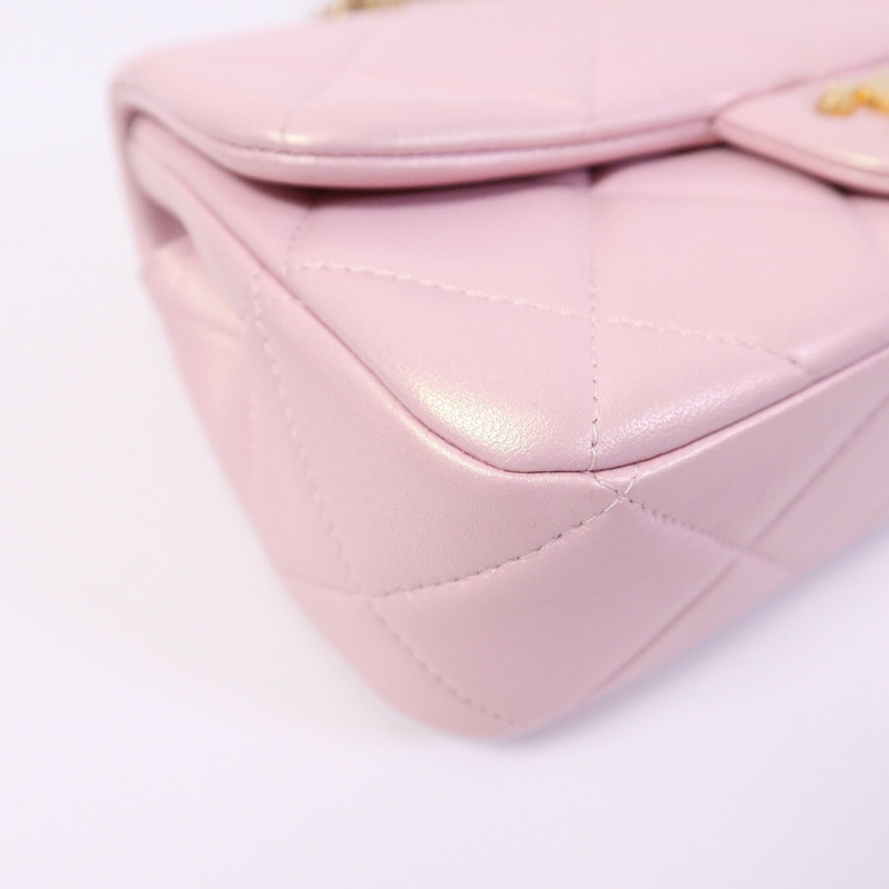 CHANEL 羊皮皮革Pearl Crush Mini Flap Bag鏈帶肩背袋-11