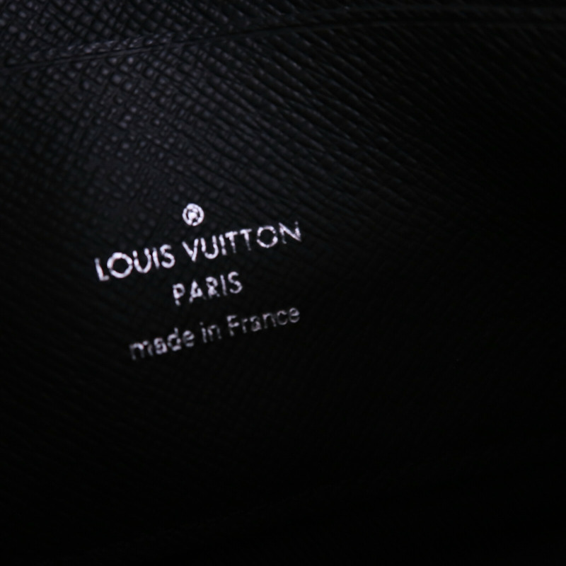LOUIS VUITTON Monogram Eclipse Alpha肩背袋-5