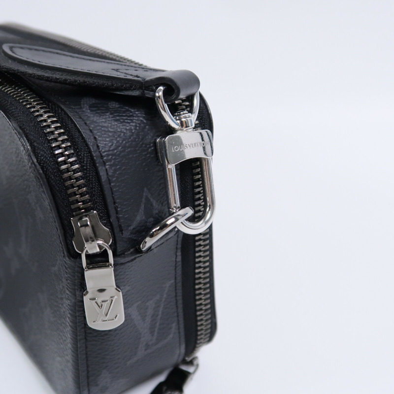 LOUIS VUITTON Monogram Eclipse Alpha肩背袋-6