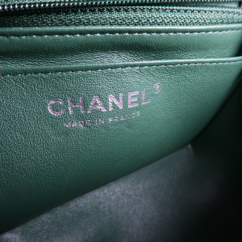 CHANEL 羊皮皮革Mini Classic 17鏈帶肩背袋-5
