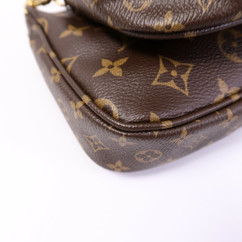 LOUIS VUITTON Monogram Multi Pochette Accessoires金扣肩背袋-11