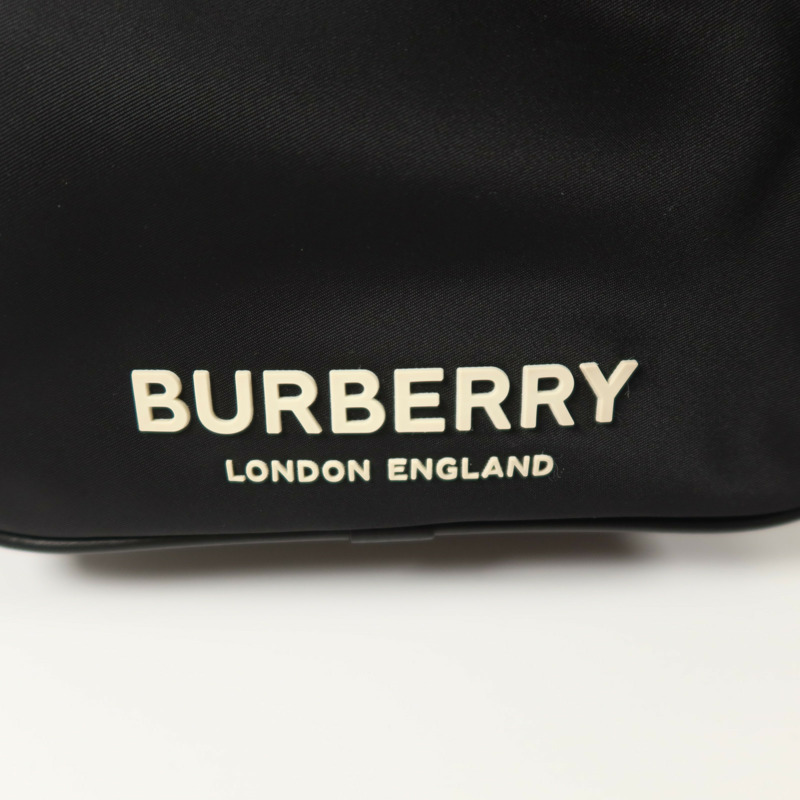 BURBERRY 尼龍Econy I銀扣肩背袋-14