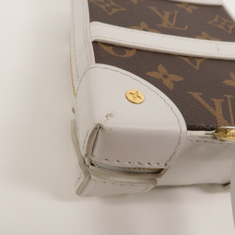 LOUIS VUITTON Monogram LVxNBA Soft Trunk肩背袋-11