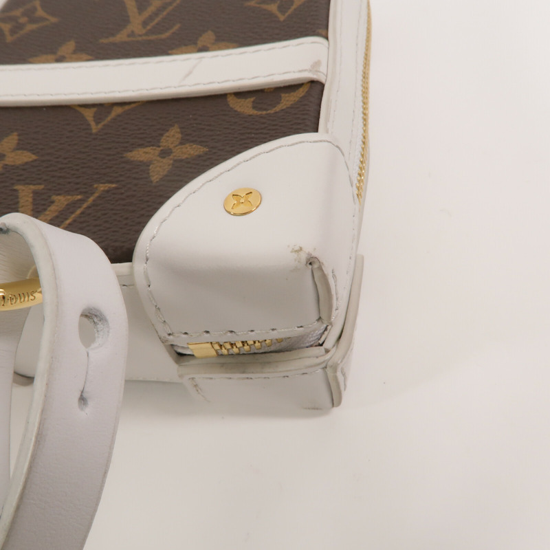 LOUIS VUITTON Monogram LVxNBA Soft Trunk肩背袋-12
